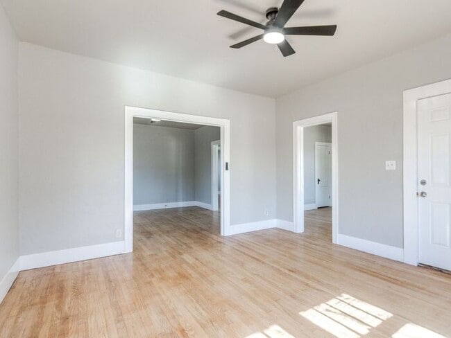 Building Photo - Renovated 3-bedroom, 2-bath home located in the heart of Edmond!