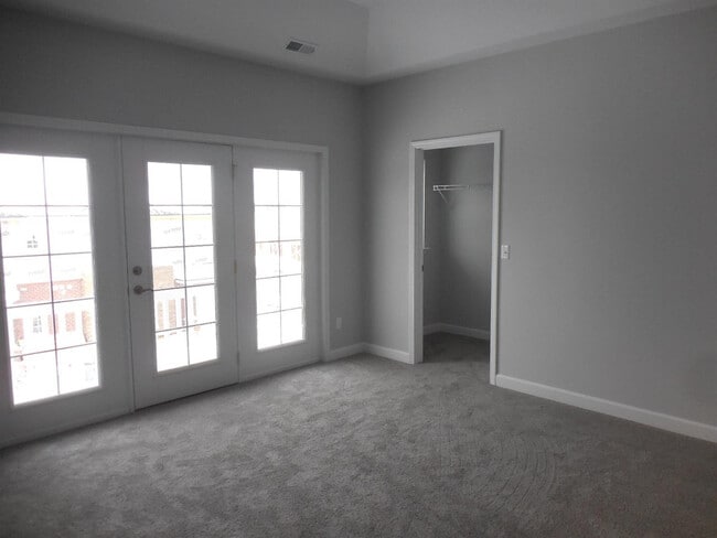 Building Photo - 5657 Arbor Chase Dr