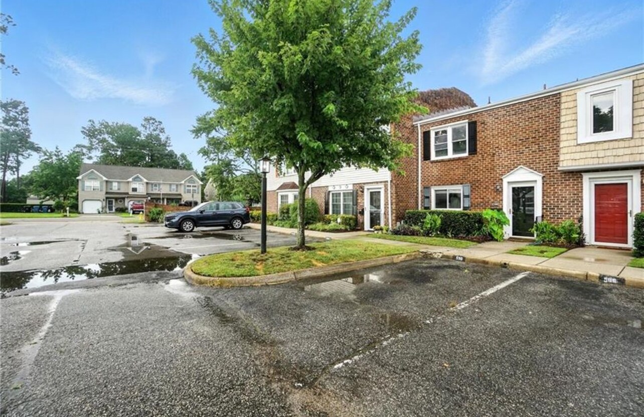 Building Photo - 590 Tenbee Ln