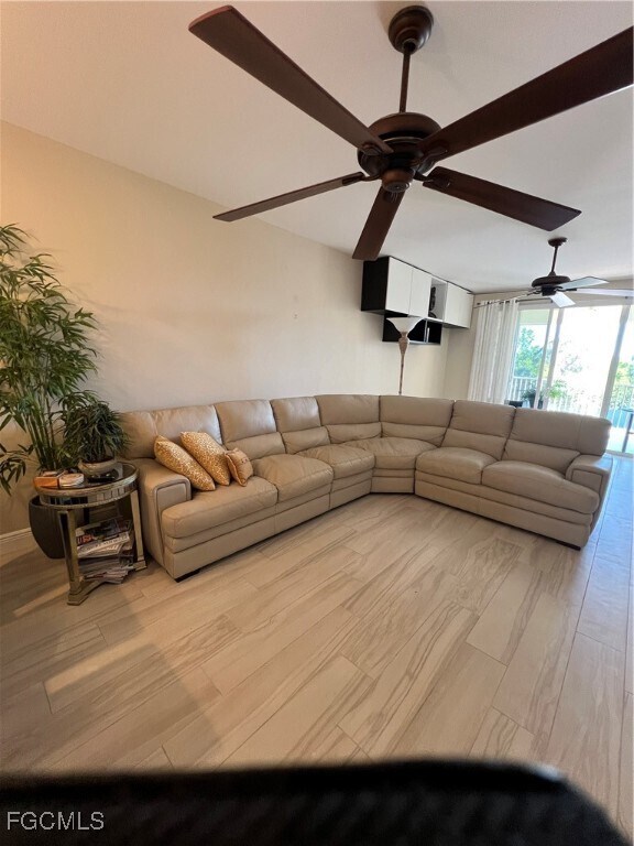 Building Photo - 11041 Gulf Reflections Drive