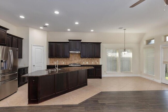 Building Photo - 2735 Rosepoint Ct
