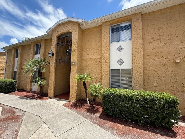 Primary Photo - Beautiful 2BR/2BA Condo in Sarasota!