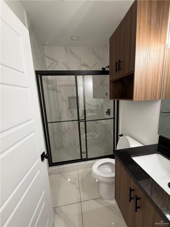 Building Photo - 9 B W St