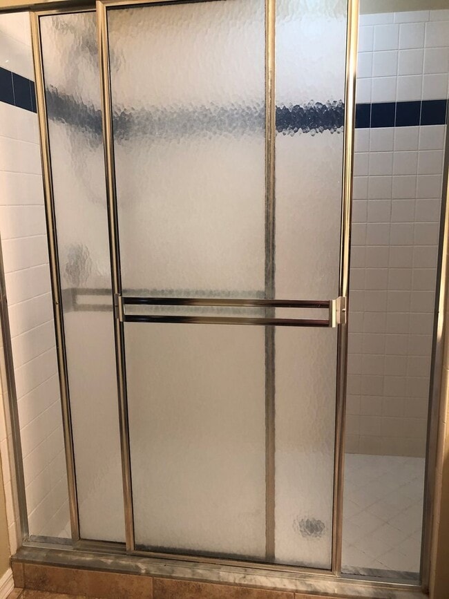 Building Photo - 2321 SW 19th St