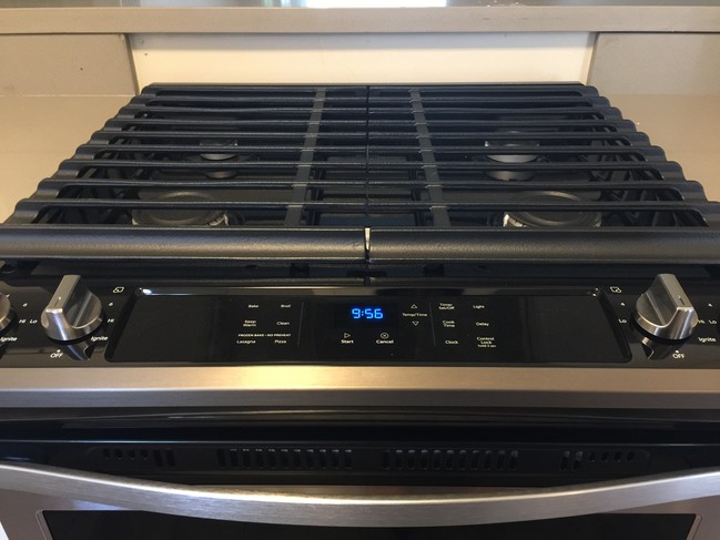 Luxury Remodel Stove - MEADOWVIEW