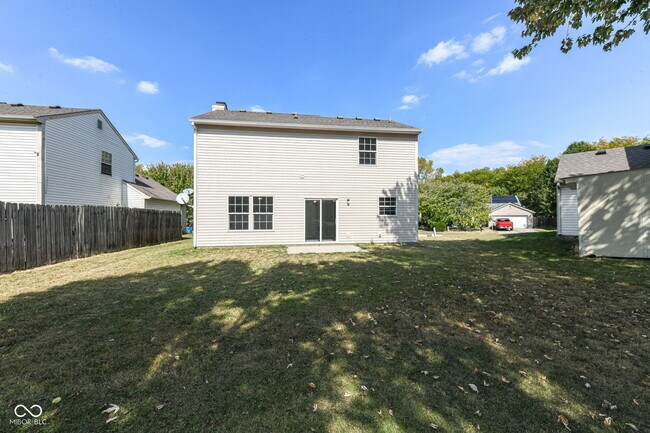 Building Photo - 510 Grand Woods Dr