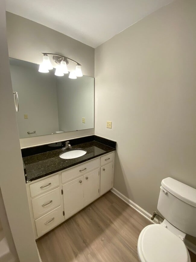 Building Photo - 3bed/2bath house on large lot with garage, Minutes from Hwy 73 and I-85, Close to Concord