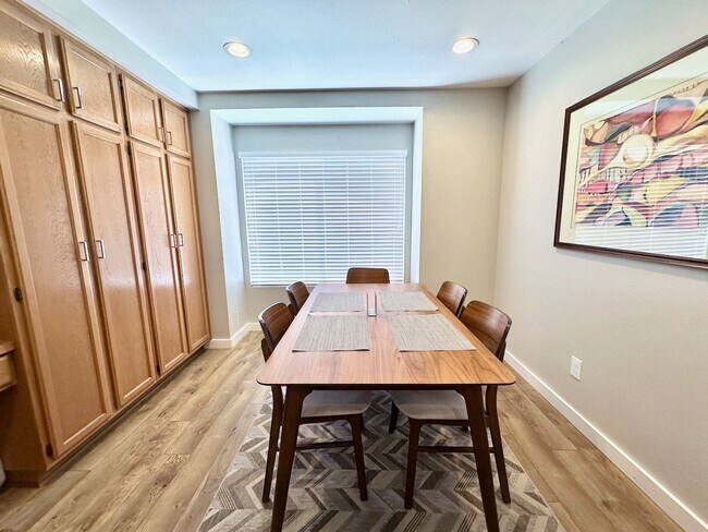 Building Photo - FOR RENT Call For Availability 3Br/3Ba 2128 Sqft Fully Furnished Del Mar Heights Vacation Home, C...