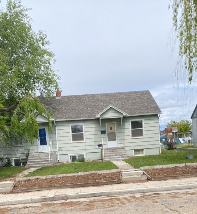 Building Photo - 1007 Grant St