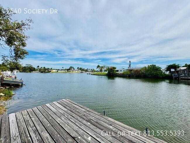 Building Photo - 2540 Society Dr