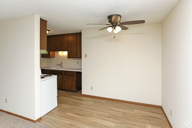 1BR, BA - 725SF - 4001 West 31st St. (Saint Louis Park)