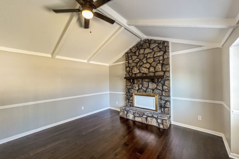 Building Photo - 1536 Moseley Ln