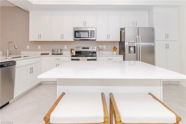 Building Photo - 5527 Double Eagle Cir