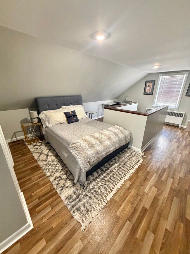 Building Photo - For Rent –Beautiful Home Minutes from West Point and Roe Park