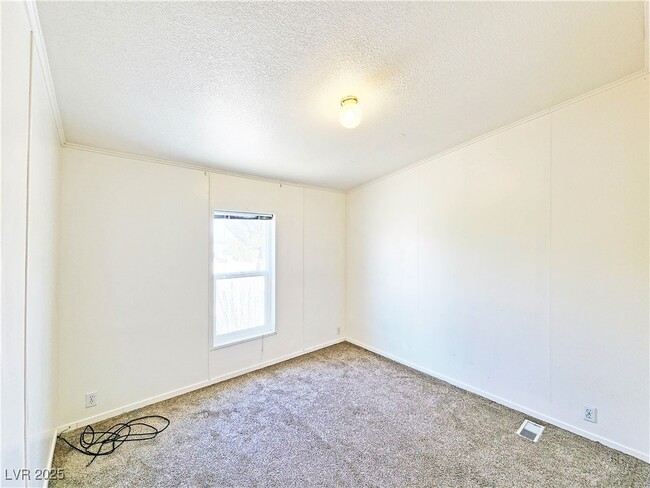 Building Photo - 1781 S Baradonna Rd