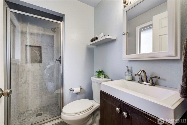 Building Photo - 3bd/1.75ba Kirkland Home