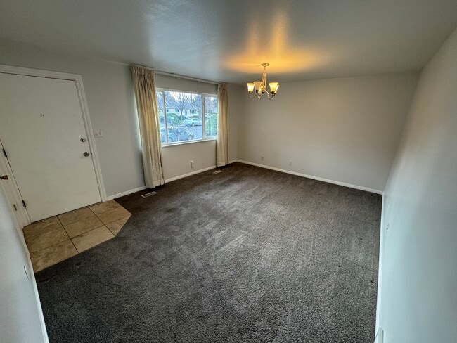 Building Photo - 891 N 300 W