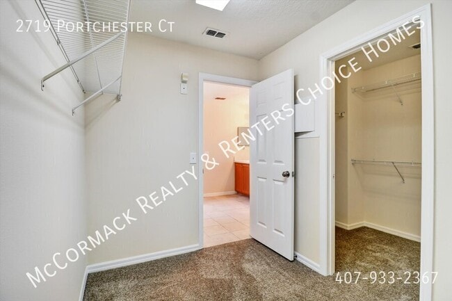 Building Photo - 2719 Portchester Ct