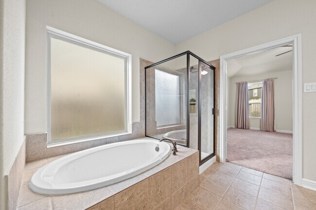 Building Photo - 15114 Winthrop Manor Way