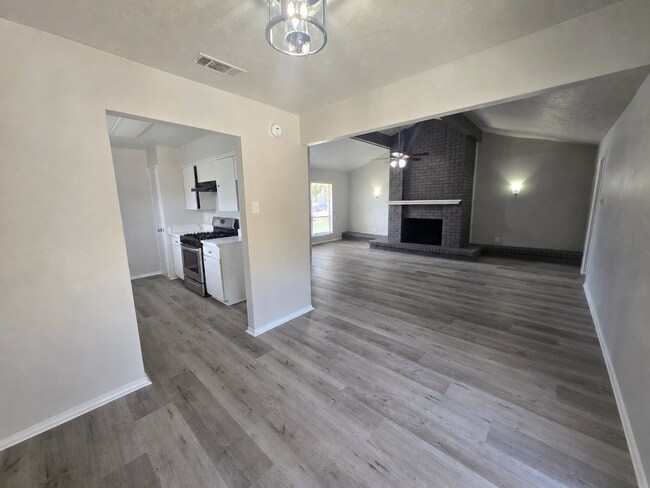 Building Photo - 13441 Blossomheath Ln