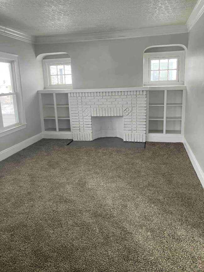 Building Photo - 3615 E 146th St