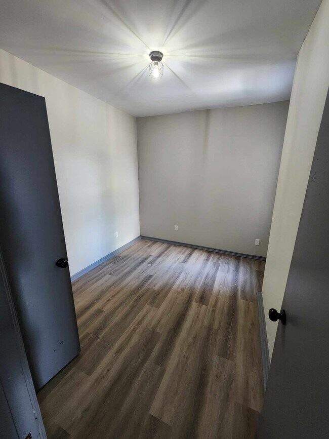 Building Photo - Soldoris