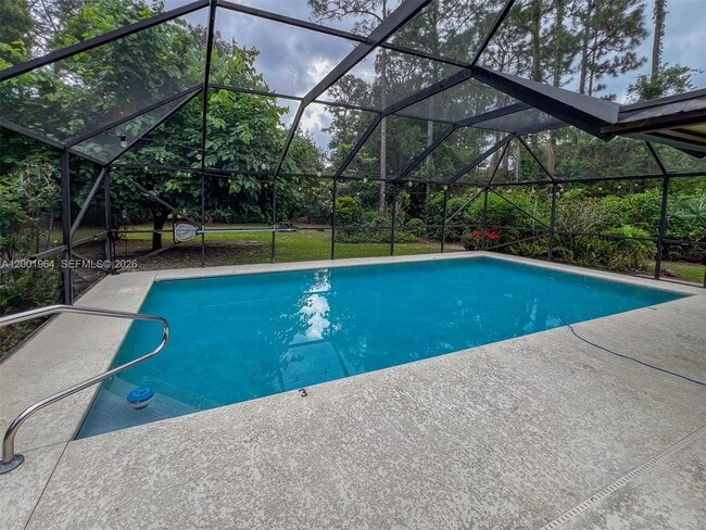 Building Photo - 16332 122nd Dr N