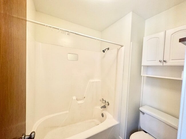 Building Photo - 135 Perdido Cir