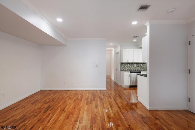 Building Photo - 131 Armstrong Ave