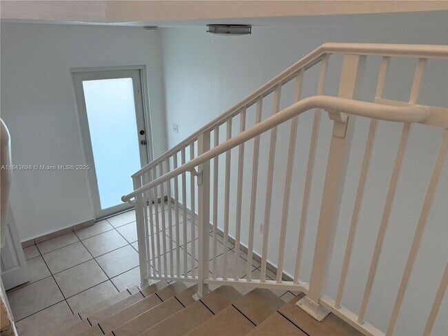 Building Photo - 17354 NW 74th Ave