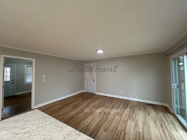 Building Photo - 17 Wintergreen Ln