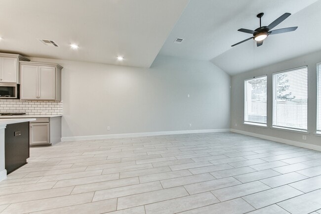 Building Photo - 11731 Tranquility Summit Dr
