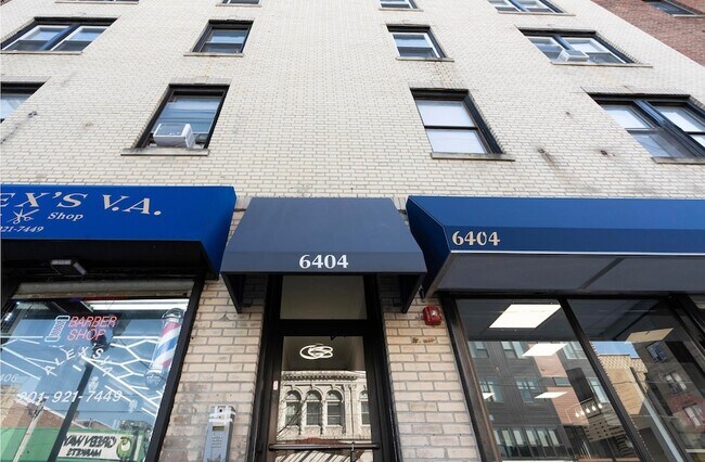 Building Photo - 6404 Park Ave