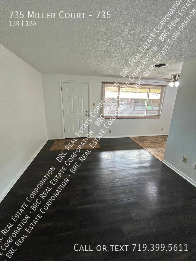 Building Photo - 735 Miller Ct