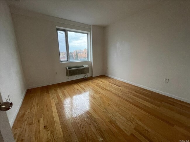 Building Photo - 8106 Dongan Ave