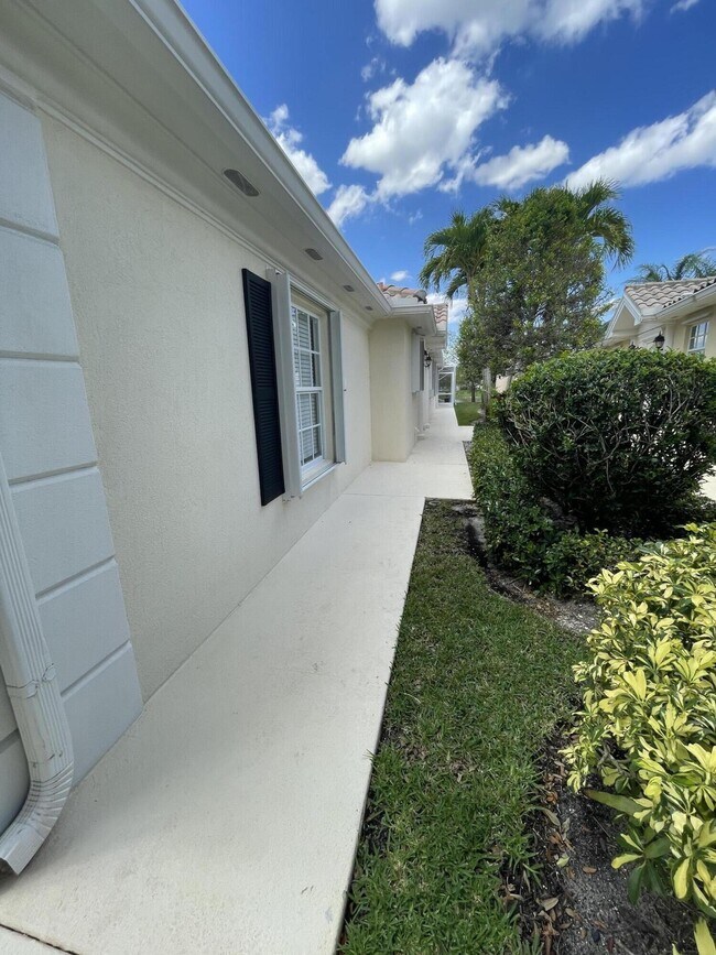 Building Photo - 3095 Verdmont Ln