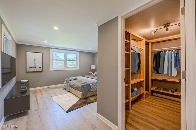 Building Photo - 34690 Beachpark Dr