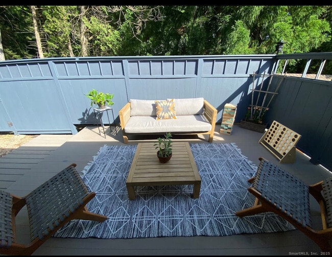 Building Photo - 106 Injun Hollow Rd