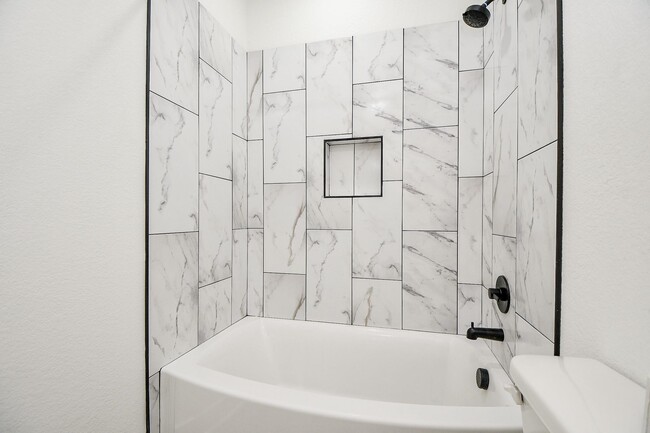 Building Photo - 9734 Pelsey St