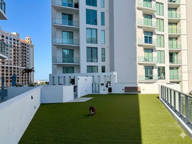 Building Photo - 301 Quay Commons