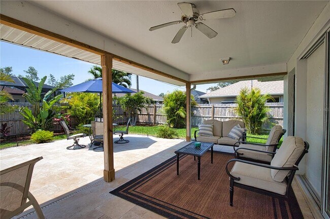 Building Photo - 556 Baffin Dr