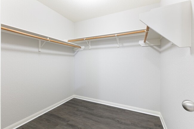 Building Photo - Luckey Ranch Single Story 3 bedroom with d...