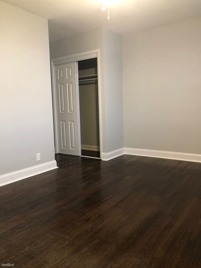 Building Photo - 1 br, 1 bath  - 6736 Rising Sun Ave 6738-2