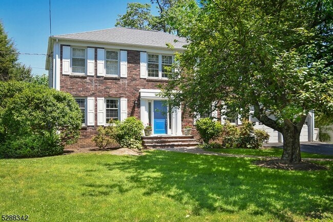 Primary Photo - 3 Ross Ct
