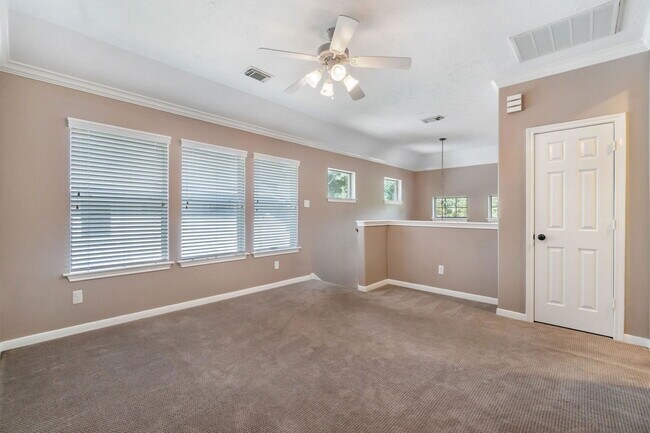 Building Photo - 7 Bellisima Ct