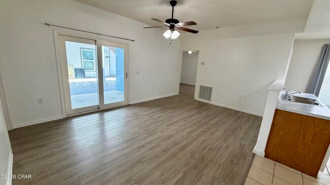 Building Photo - 9117 Laird St