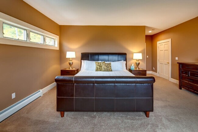 Building Photo - 74 Harvest Ln