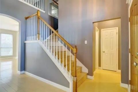 Building Photo - 8729 Sunset Trace Dr