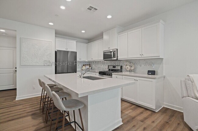 Building Photo - 3530 E Delight Paseo