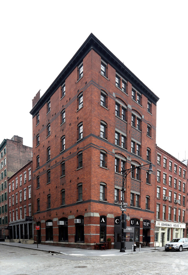 Primary Photo - The Stove Factory Lofts